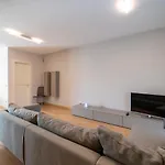 Ferienhaus La N ° 1 - Spacious & Modern