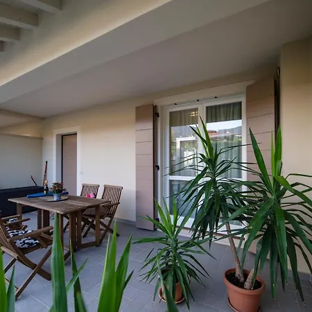 La N ° 1 - Spacious & Modern * Monticelli Brusati