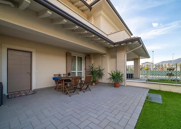 La N ° 1 - Spacious & Modern Feriehus *